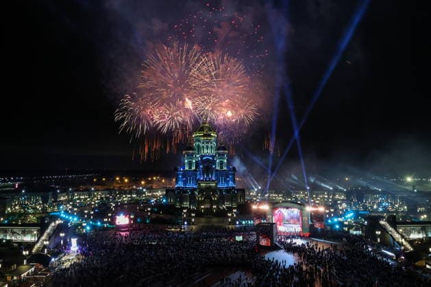 RUSSIA, MOSCOW REGION - MAY 9, 2026: Fireworks go off over the Main Cathedral of the Russian Armed Forces (Cathedral of the Resurrection of Christ) near Kubinka, west of Moscow, on Victory Day. Sergei Fadeichev TASS  92243693