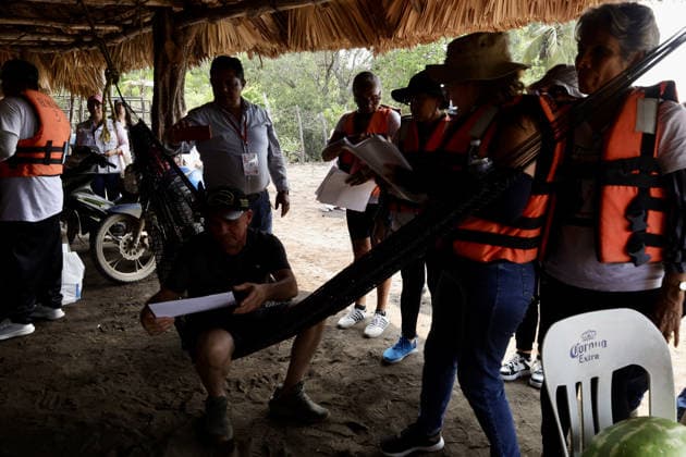 Search for missing migrants in Chiapas CHIAPAS, MEXICO - MAY 09: A brigade of mothers, families, and activists, accompanied by military and police personnel, conduct a search operation for missing migrants in the community of San Jose El Hueyate in Chiapas, Mexico, on May 09, 2026. The operation aims to locate more than 80 people, including children and adults from Cuba, Ecuador, and Central America, who disappeared along the Pacific coast while being trafficked toward the United States. Jose Torres Anadolu Chiapas Mexico. Editorial use only. Please get in touch for any other usage. Copyright: x2026xAnadoluxJosexTorresx