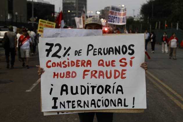 Citizens protest presidential election results in Peru LIMA, PERU - MAY 09: Hundreds of citizens gather to protest the presidential election results in Lima, Peru, on May 09, 2026. The demonstrations, joined by candidate Rafael Lopez Aliaga, occur amid ongoing political tension and uncertainty regarding the upcoming runoff election scheduled for June 7. Klebher Vasquez Anadolu Lima Peru. Editorial use only. Please get in touch for any other usage.  Copyright: x2026xAnadoluxKlebherxVasquezx