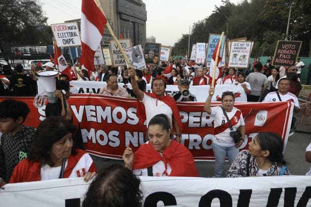 Citizens protest presidential election results in Peru LIMA, PERU - MAY 09: Hundreds of citizens gather to protest the presidential election results in Lima, Peru, on May 09, 2026. The demonstrations, joined by candidate Rafael Lopez Aliaga, occur amid ongoing political tension and uncertainty regarding the upcoming runoff election scheduled for June 7. Klebher Vasquez Anadolu Lima Peru. Editorial use only. Please get in touch for any other usage.  Copyright: x2026xAnadoluxKlebherxVasquezx