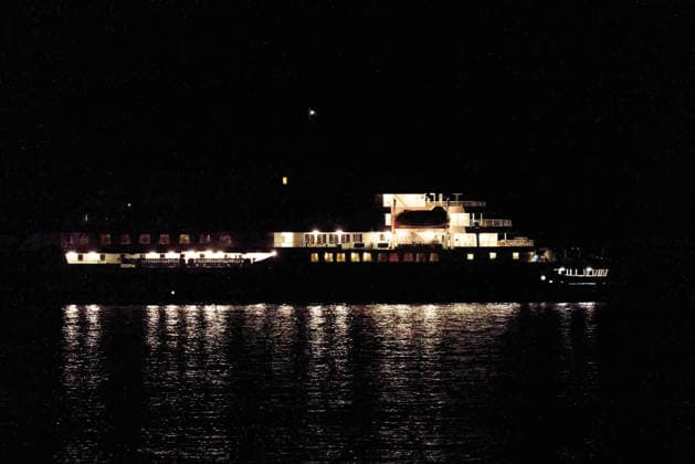 (260510) -- TENERIFE, May 10, 2026 -- Hantavirus-hit cruise ship MV Hondius is seen off the Port of Granadilla on the island of Tenerife in Spain, May 10, 2026. The cruise ship arrived off here early Sunday, where Spanish authorities will launch a large-scale operation to evacuate passengers and part of the crew following the deadly outbreak onboard. ) FOCUS Hantavirus-hit ship MV Hondius arrives off Port of Granadilla on Spanish island of Tenerife MengxDingbo 
