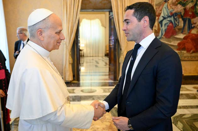 ITALY - POPE LEO XIV DURING A PRIVATE AUDIENCE WITH INTER EXECUTIVES AND PLAYERS IN THE VATICAN - 2026 5 9 Italy, Rome, Vatican, 2026 5 9 Pope Leo XIV during a private audience with Inter Executives and Players in The Vatican EDITORIAL USE ONLY - NO BOOKS Copyright: xVATICANxMEDIAx