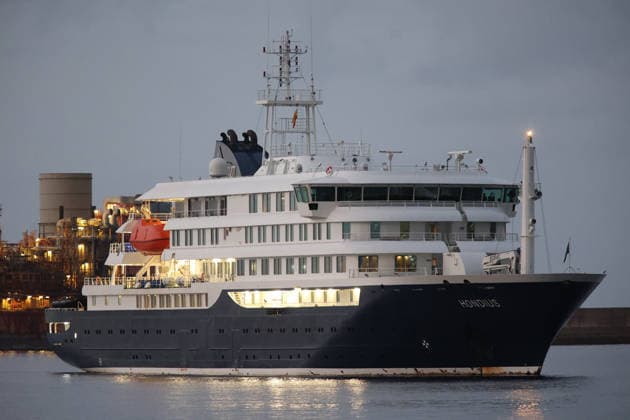 The cruise ship MV Hondius arrives at the port of Granadilla Tenerife The cruise ship MV Hondius anchors near the port of Granadilla, 10 May 2026, in Granadilla de Abona, Tenerife, Canary Islands Spain The evacuation operation of the cruise ship MV Hondius with hantavirus is ready to start the disembarkation operations and transfer of passengers to their respective countries 10 MAY 2026 HANTAVIRUS Europa Press Canarias 10 05 2026 Granadilla de Abona, Tenerife, I Granadilla de Abona, Tenerife, I Espana  Copyright: xEuropaxPressxCanariasx 7512302