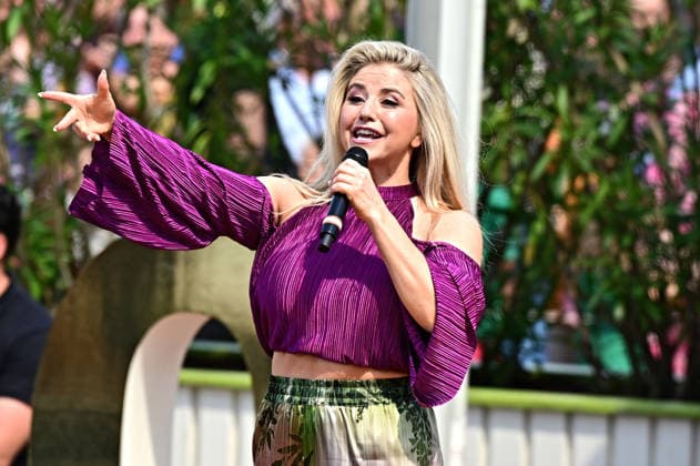 ZDF Fernsehgarten singer Beatrice Egli during the ZDF entertainment show Fernsehgarten on 10 05 2026 in Mainz 20260510MWI120449