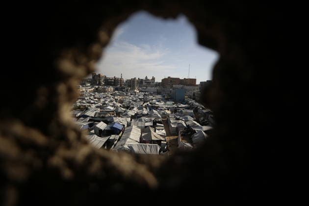 Displaced Palestinians shelter in overcrowded camps west of Gaza City General views show tents sheltering displaced Palestinians crowded together west of Gaza City on May 10, 2026, where thousands of residents live under difficult humanitarian conditions amid shortages of basic services. Many Palestinians continue to flee to densely populated areas across the Gaza Strip as the war continues, while humanitarian organizations warn of worsening living conditions and shortages of food, water and medical care in shelters and displacement camps. Photo by Omar Ashtawy apaimages Gaza city Gaza Strip Palestinian Territory 100526_Gaza_OSH_01(18) Copyright: xapaimagesxOmarxAshtawyx xapaimagesx
