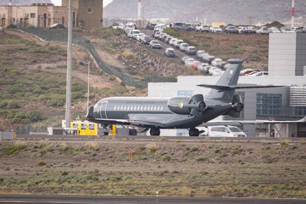 MV Hondius passengers depart from Tenerife Airport TENERIFE, SPAIN - MAY 10: An Irish aircraft transports passengers of the MV Hondius from the south airport of the island (TFS) for their respective flights to their countries of origin in Tenerife, Canary Islands, Spain on May 10, 2026. Arturo Jimenez Anadolu Tenefire Spain. Editorial use only. Please get in touch for any other usage.  Copyright: x2026xAnadoluxArturoxJimenezx