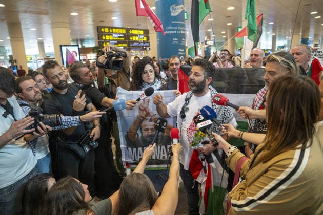 Saif Abukeshek returns to Barcelona after released by Israel BARCELONA, SPAIN - MAY 10: Activist Saif Abukeshek returns to Barcelona-El Prat Airport after being released by Israel following his detention during the interception of the Global Sumud Flotilla in international waters, in Barcelona, Spain on May 10, 2026. Abukeshek, a Palestinian origin activist with Spanish and Swedish nationality, spent ten days in Shikma prison in Ashkelon after being detained on April 30 alongside Brazilian activist Thiago Avila. Abukeshek said he planned to travel to Turkiye in the coming days to rejoin other flotilla activists preparing further initiatives. Lorena Sopena Lopez Anadolu Barcelona Spain. Editorial use only. Please get in touch for any other  Copyright: x2026xAnadoluxLorenaxSopenaxLopezx