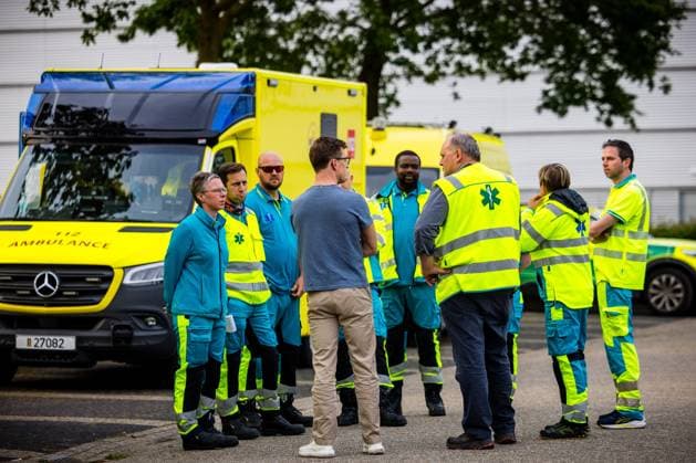 EINDHOVEN - Belgian ambulances at Eindhoven Air Base, where a plane carrying approximately 29 passengers from the cruise ship m v Hondius has landed. The intention is for Dutch passengers from the ship, which has been hit by a deadly hantavirus outbreak, to go into home quarantine for six weeks upon their return. ROB ENGELAAR ANP netherlands out - belgium out  Copyright: xx x557945656x originalFilename: 557945656.jpg