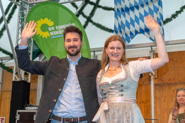 The new Munich GREENS chairmen Svenja Jarchow and Fabian Sauer, at the welcome in the Truderinger Festzelt, Green Evening at the Truderinger Fes