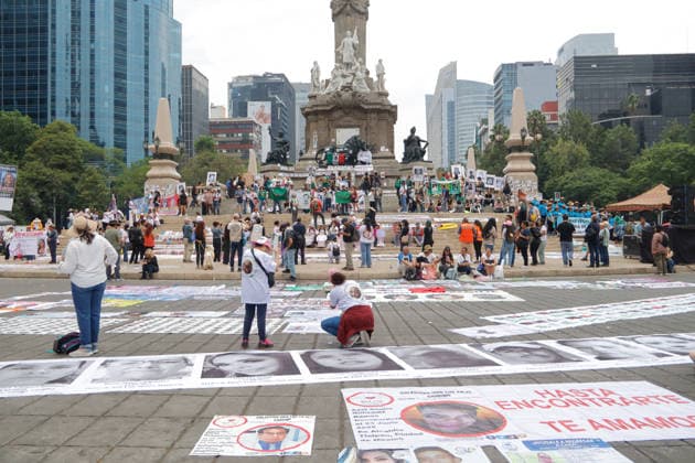 14th National March for Dignity on Mother s Day Persons gather at Angel of Independence during a demonstration for the 14th National March for Dignity: Mothers Searching demanding Justice on the occasion of Mother s Day. on May 10, 2026 in Mexico City, Mexico. (Photo by Carlos Santiago Eyepix Group) Copyright: xCarlosxSantiago xEyepixxGroupx CS_10052026_183584