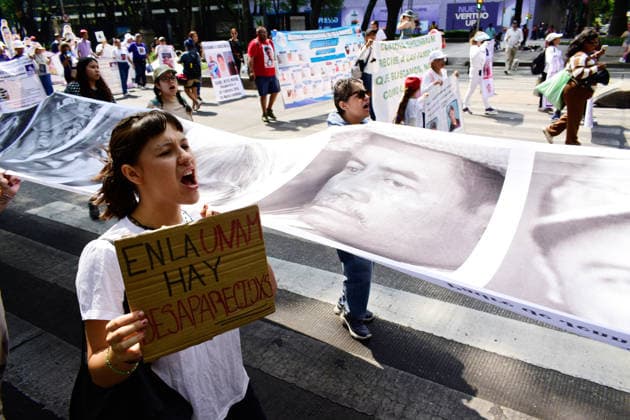 Mothers Demand Justice For Their Missing Relatives On a Mother s Day Demonstration A woman shouts slogans during a Mother s Day demonstration, demanding justice for their missing relatives. on May 10, 2026 in Mexico City, Mexico. Mexico City CDMX Mexico Copyright: xLuisxBarronx