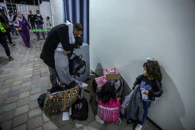 Palestinian patients receiving treatment in Egypt returned to Gaza via the Rafah Border Crossing KHAN YUNIS, GAZA, PALESTINE - MAY 11: Palestinian patients and their companions return to the Gaza Strip from Egypt through the Rafah border crossing in Khan Yunis, Gaza, Palestine on May 11, 2026. The Palestinians, who had been receiving treatment in Egypt, were transported by buses to Nasser Hospital in Khan Yunis in southern Gaza, where they were met with emotional reunions by family members waiting outside the hospital. Abed Rahim Khatib Anadolu Khan Yunis Gaza. Editorial use only. Please get in touch for any other usage.  Copyright: x2026xAnadoluxAbedxRahimxKhatibx
