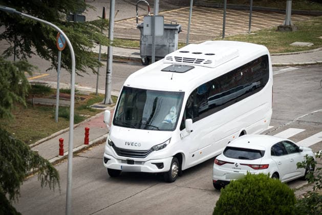 Spanish citizens from the MV Hondius cruise ship arrive in Madrid The bus with the Spanish passengers arrives at the Hospital Central de la Defensa Gómez Ulla, on May 10, 2026, in Madrid Spain The 14 Spaniards who were traveling on the MV Hondius cruise ship affected by an outbreak of hantavirus are transferred to the Hospital Gómez Ulla to begin a preventive quarantine 10 MAY 2026 PIXELADA Diego Radamé Madrid Madrid Madrid Espana  Copyright: xDiegoxRadamÃ sx 7512859