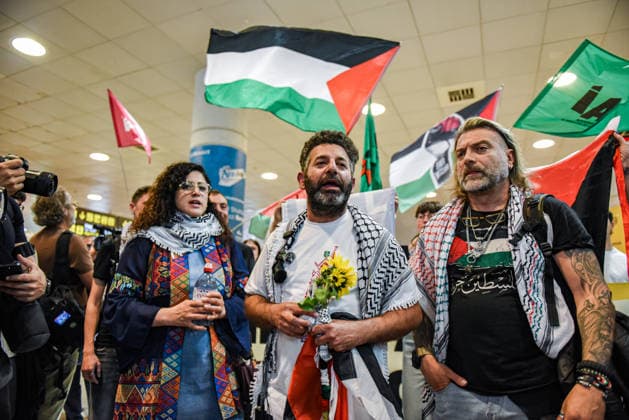 Released activist Saif Abukeshek arrives in Barcelona Global Sumud Flotilla activist Saif Abukeshek c with his wife Sally Issa i and Global Sumud Flotilla member Eduard Lucas d upon his arrival at Josep Tarradellas Barcelona El Prat Airport, May 10, 2026, in Barcelona, Catalunya Espana Abukeshek has flown to Spain from Athens after being released by Israeli authorities Activists Saif Abukeshek and Thiago Avila were intercepted by Israeli forces on April 30 in international waters while sailing towards the Gaza Strip aboard the Global Sumud Flotilla Following their arrest, Abukeshek and Thiago were transferred to the Shikma detention center, located in the city of Ashkelon, Israel 10 MAY 2026 Barcelona Catalunya Barcelona Catalunya Cataluny  Copyright: xAlbertoxParedesx 7513107