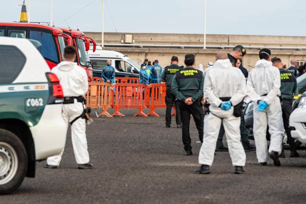 Health concludes that the MV Hondius will be able to sail late tomorrow afternoon after concluding the repatriations Passengers evacuated from the cruise ship MV Hondius anchored near the port of Granadilla board the UME buses, on May 10, 2026, in Granadilla de Abona, Tenerife, Canary Islands Spain Mónica García has assured this Sunday that the ship affected by the outbreak of hantavirus, The last ones to disembark from the ship this Sunday have been the group of North Americans, and so far, 94 people from 19 different nationalities have disembarked from the cruise ship 10 MAY 2026 Europa Press Canarias 10 05 2026 Granadilla de Abona, Tenerife I Granadilla de Abona, Tenerife I Espana Copyright: xEuropaxPressxCanariasx 7513697