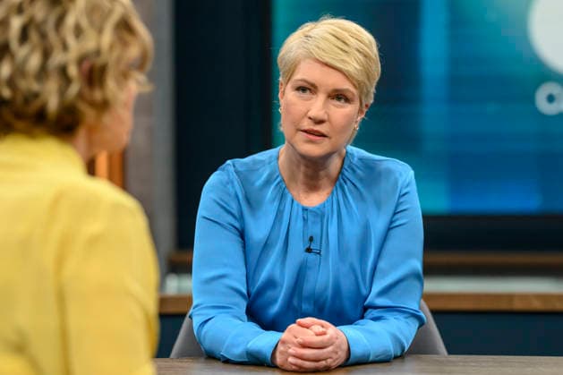 in the picture from l Caren Miosga, Manuela Schwesig, Minister President Mecklenburg Vorpommern, SPD, GER, Berlin, Studio, guest of Caren Miosga, Polittalk, TV, format, recording, Das Erste, recorded, from Adlershof at Studio 20, topic How does the SPD want to regain trust, Ms. Schwesig 10 05 2026 Copyright: HMBxMedia UwexKoch