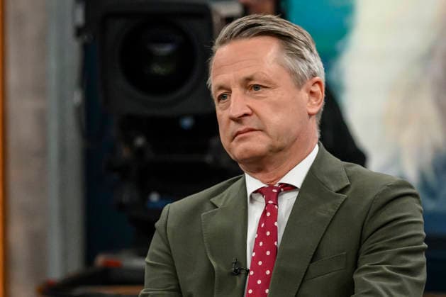 in the picture from l Nikolaus Blome, Head of Politics and Society RTL ntv, GER, Berlin, Studio, guest of Caren Miosga, Polittalk, TV, format, recording, Das Erste, from Adlershof at Studio 20, topic How does the SPD want to regain trust, Ms. Schwesig 10 05 2026 Copyright: HMBxMedia UwexKoch