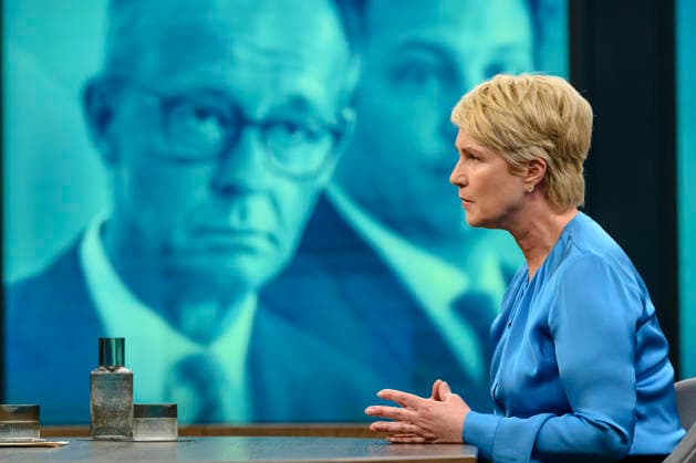 in the picture from l Manuela Schwesig, Minister President Mecklenburg-Vorpommern, SPD, GER, Berlin, Studio, guest of Caren Miosga, Polittalk, TV, format, recording, Das Erste, from Adlershof at Studio 20, topic How does the SPD want to regain trust, Ms. Schwesig 10 05 2026 Copyright: HMBxMedia UwexKoch