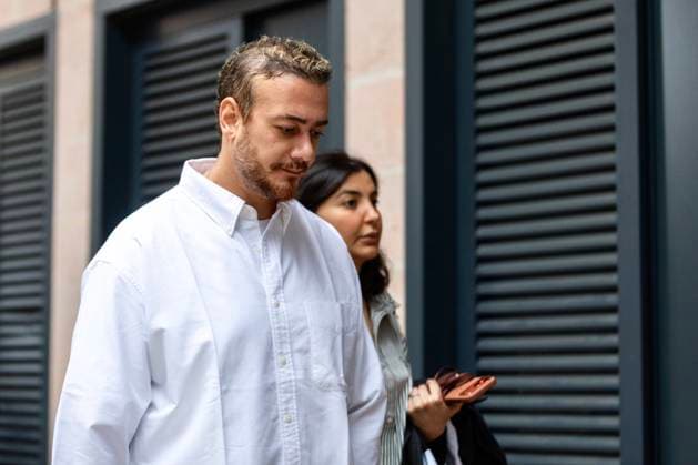 AFFAIRE SAAD LAMJARRED PHOTOPQR NICE MATIN ESCOFFIER FLORIAN 11 05 2026 Photo Florian ESCOFFIER NICE MATIN DRAGUIGNAN TRIBUNAL PROCES POUR VIOL DE SAAD LAMJARRED STAR DE LA CHANSON AU MAROC QUI COMPARAIT LIBRE Moroccan singer Saad Lamjarred arrives at The Court of Assize to appear on charges of raping a bartender in 2018 near Saint Tropez, in Draguignan on May 11, 2026 France  Copyright: xPHOTOPQR NICExMATIN MAXPPPxESCOFFIERxFLORIANx 20260511NIM3402 20260511NIM3402