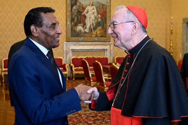 ITALY - POPE LEO XIV RECEIVES MR KAMIL AL-TAYBED IDRIS, PRIME MINISTER OF SUDAN IN A PRIVATE AUDIENCE IN THE VATICAN - 2026 5 11 Italy,Vatican,Rome 2026 5 11 Cardinal Pietro Parolin receives Mr. Kamil Al-Tayeb Idris, Prime Minister of Sudan, in a private audience in The Vatican. EDITORIAL USE ONLY - NO BOOKS Copyright: xVATICANxMEDIAx