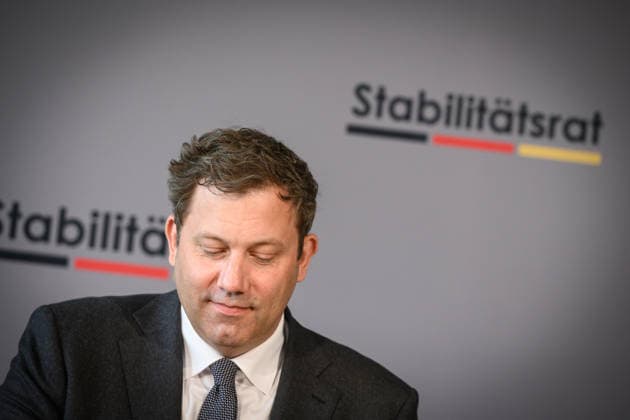 Berlin, Press conference on the 35th meeting of the Stability Council with Lars Klingbeil Press conference on the 35th meeting of the Stability Council with Finance Minister Lars Klingbeil SPD , Thiess Büttner Chairman of the