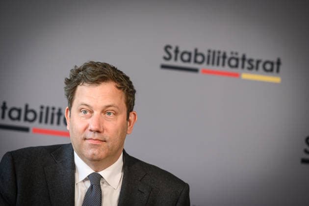 Berlin, Press conference on the 35th meeting of the Stability Council with Lars Klingbeil Press conference on the 35th meeting of the Stability Council with Finance Minister Lars Klingbeil SPD , Thiess Büttner Chairman of the