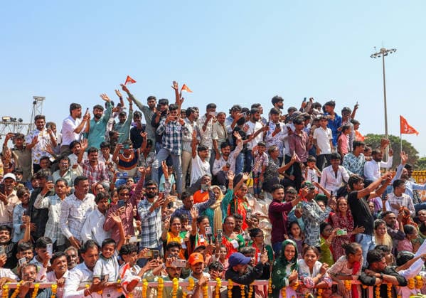People wave and click pictures during a roadshow by Prime Minister Narendra Modi Gir Somnath, May 11 (ANI): People wave and click pictures during a roadshow by Prime Minister Narendra Modi (unseen) on the occasion of Somnath Amrut Mahotsav, celebrating 75 years of the inauguration of the restored Somnath temple, in Gir Somnath on Monday. (DPR PMO ANI Photo) Gir Somnath Gujarat India Copyright: xANIx ANI_20260511117