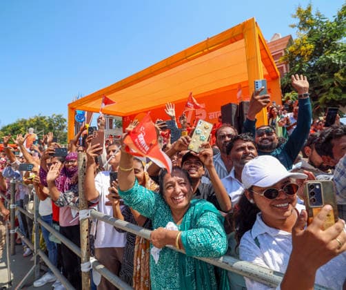People wave and click pictures during a roadshow by Prime Minister Narendra Modi Gir Somnath, May 11 (ANI): People wave and click pictures during a roadshow by Prime Minister Narendra Modi (unseen) on the occasion of Somnath Amrut Mahotsav, celebrating 75 years of the inauguration of the restored Somnath temple, in Gir Somnath on Monday. (DPR PMO ANI Photo) Gir Somnath Gujarat India Copyright: xANIx ANI_20260511126