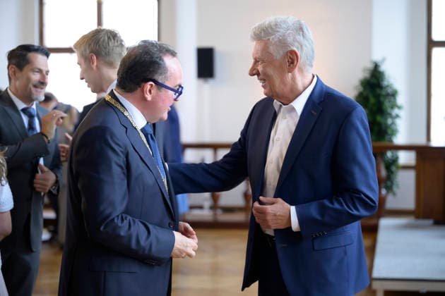 f l Clemens Baumgärtner and Dieter Reiter Festive inaugural meeting of the City Council of the City of Munich for the 2026 to 2032 term of office in the ballroom of the old City Hall, Munich 11 05 2026