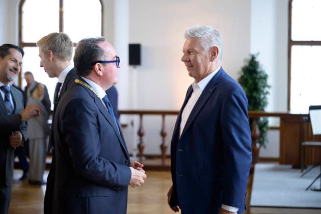 f l Clemens Baumgärtner and Dieter Reiter Festive inaugural meeting of the City Council of the City of Munich for the 2026 to 2032 term of office in the ballroom of the old City Hall, Munich 11 05 2026