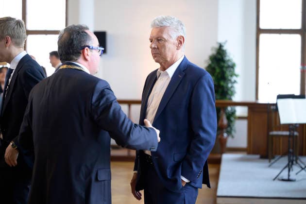 f l Clemens Baumgärtner and Dieter Reiter Festive inaugural meeting of the City Council of the City of Munich for the 2026 to 2032 term of office in the ballroom of the old City Hall, Munich 11 05 2026