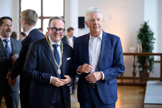 f l Clemens Baumgärtner and Dieter Reiter Festive inaugural meeting of the City Council of the City of Munich for the 2026 to 2032 term of office in the ballroom of the old City Hall, Munich 11 05 2026