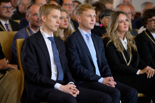From left Mayor Dominik Krause and his friend Sebastian Müller, next to them Mona Fuchs Greens Festive opening session of the City Council of the City of Munich term of office 2026 to 2032 in the ballroom of the old City Hall, Munich 11 05 2026
