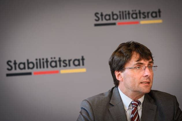 Berlin, Press conference on the 35th meeting of the Stability Council with Lars Klingbeil Press conference on the 35th meeting of the Stability Council with Finance Minister Lars Klingbeil SPD , Thiess Büttner Chairman of the