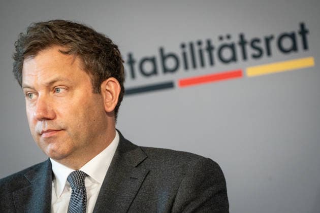 Lars Klingbeil, Federal Minister of Finance Press conference on the meeting of the Stability Council with the Federal Minister of Finance in the Bundesrat building, Berlin Berlin Germany Bundesrat building