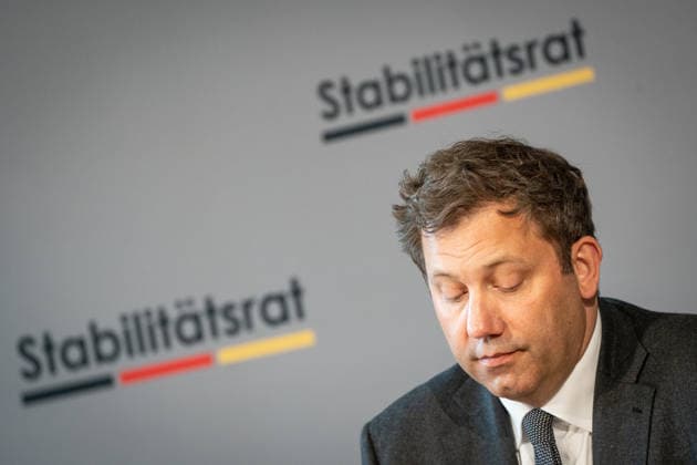 Lars Klingbeil, Federal Minister of Finance Press conference on the meeting of the Stability Council with the Federal Minister of Finance in the Bundesrat building, Berlin Berlin Germany Bundesrat building