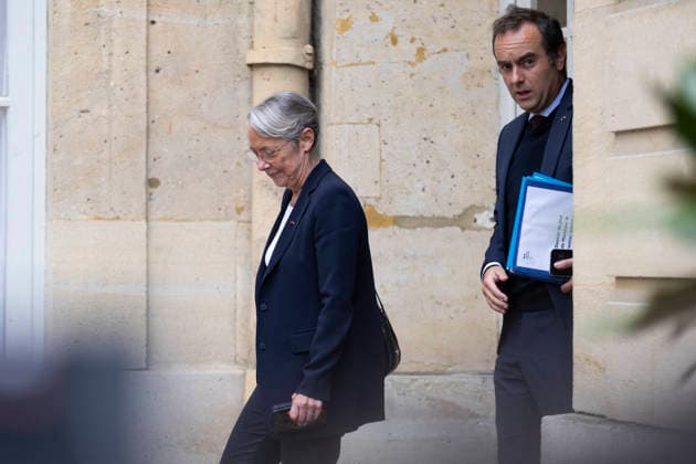 Ministerial Meeting on Hantavirus at Matignon - Paris Elisabeth Borne and Prime Minister Sebastien Lecornu before a briefing on the hantavirus, in Paris, on 11 May 2026. Photos by Jeremy Paoloni ABACAPRESS.COM Paris France  Copyright: xPaolonixJeremy ABACAx