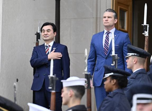 US and South Korean defense chiefs meet at Pentagon in Washington WASHINGTON DC, UNITED STATES - MAY 11: US Defense Secretary Pete Hegseth (R) meets South Korean Defense Minister Ahn Gyu-back (L) at the Pentagon in Washington. DC, United States, on May 11, 2026. Fatih Aktas Anadolu Washington United States. Editorial use only. Please get in touch for any other usage.  Copyright: x2026xAnadoluxFatihxAktasx