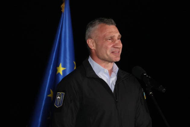 RECORD DATE NOT STATED Kyiv Mayor Vitalii Klitschko attends the ceremonial illumination of the Motherland Monument in the colors of the European Union flag to celebrate Europe Day, Kyiv, Ukraine, on May 9, 2026 (Photo by Pavlo Bahmut Ukrinform) Motherland Monument illuminated in EU colors on Europe Day  Copyright: xPavloxBahmutx