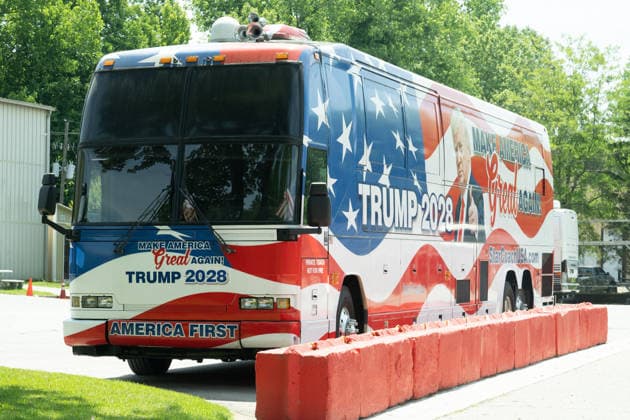 May 11, 2026, Atlanta, Georgia, USA: The Ã¢â‚¬ËœMake America Great Again - Trump 2028Ã¢â‚¬â ¢ tour bus mysteriously being prepared for an upcoming Donald Trump campaign stop. The tour bus was spotted at a facility in Atlanta, Georgia. Atlanta USA  - ZUMAo124 20260511_znp_o124_005 Copyright: xChristopherxOquendox