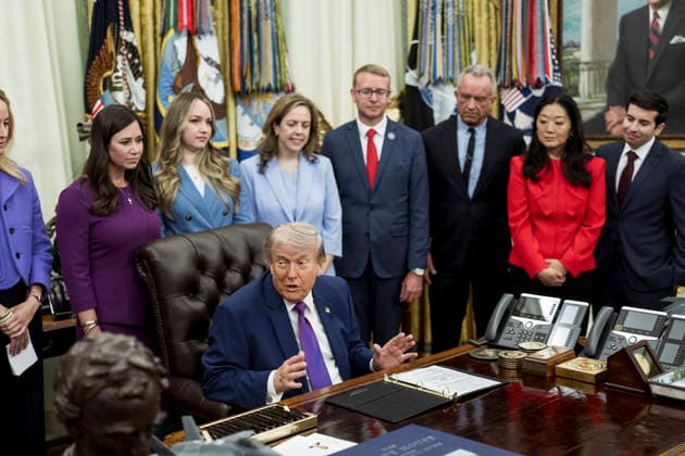 May 11, 2026, Washington, Dc, United States of America: U.S. President Donald Trump, comments during a maternal healthcare event at the Oval Office of the White House, May 11, 2026 in Washington, D.C. During the event Trump dismissed IranÃ¢â‚¬â ¢s latest peace proposal calling it garbage. Washington United States of America - ZUMAp138 20260511_zaa_p138_012 Copyright: xDanielxTorok WhitexHousex