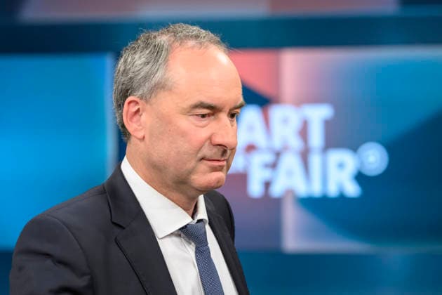 in the picture from l Hubert Aiwanger Free Voters Deputy Bavarian Minister President, GER, Berlin, hart aber fair Polittalk, TV, format, with presenter Louis Klamroth, Das Erste, The topic More than music How political is the ESC 11 05 2026, Copyright: HMBxMedia UwexKoch