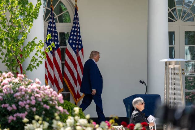 May 11, 2026, Washington, Dc, United States: President DONALD TRUMP welcomes the Indiana University college football national champions to the White House South Lawn on May 11, 2026. Washington United States  - ZUMAl312 20260511_znp_l312_016 Copyright: xAndrewxLeydenx