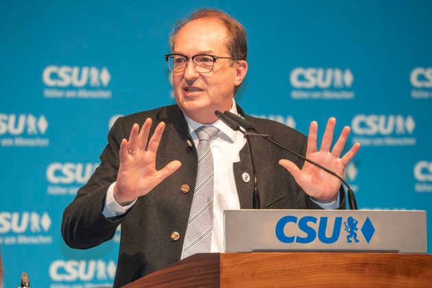 Alexander Dobrindt, CSU, Federal Minister of the Interior, speech at CSU event in packed beer tent, Truderinger Festwoche, Bavarian folk festival, Munich, 11 May 2026 Germany, Munich, 11 May 2026, Alexander Dobrindt, 55, CSU, Federal Minister of the Interior, speech at CSU event in packed beer tent,