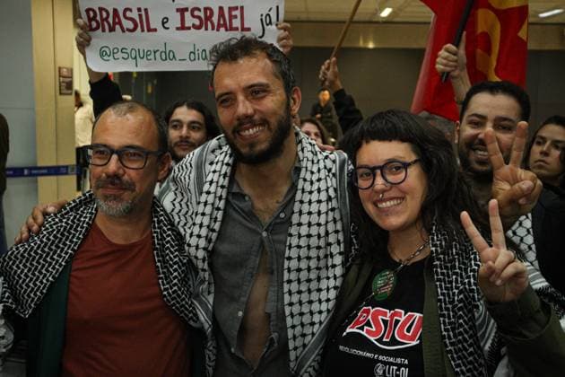 RECORD DATE NOT STATED Thiago Avila lands at Guarulhos International Airport. Sao Paulo (GRU), 11 05 2026 Thiago Avila, airport, Israel, Palestine, SP After days imprisoned in Israel, Brazilian activist Thiago Avila is released and lands at Guarulhos International Airport on the afternoon of this Monday (11).(Foto: Arthur Lamonier Thenews2 imago images) Thiago Avila lands at Guarulhos International Airport.  Copyright: xArthurxLamonierx