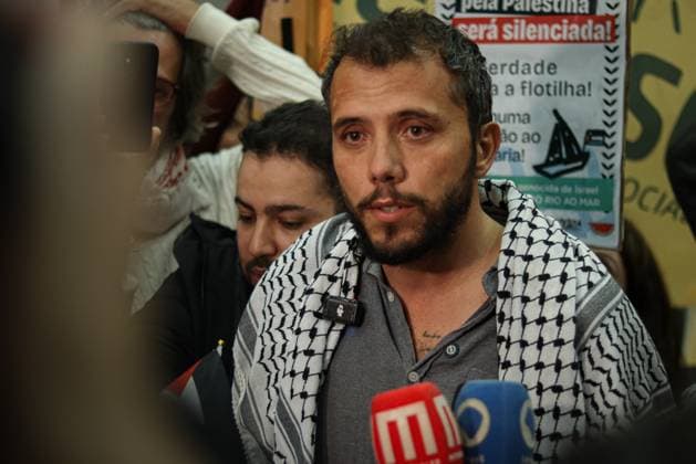 RECORD DATE NOT STATED Thiago Avila lands at Guarulhos International Airport. Sao Paulo (GRU), 11 05 2026 Thiago Avila, airport, Israel, Palestine, SP After days imprisoned in Israel, Brazilian activist Thiago Avila is released and lands at Guarulhos International Airport on the afternoon of this Monday (11).(Foto: Arthur Lamonier Thenews2 imago images) Thiago Avila lands at Guarulhos International Airport.  Copyright: xArthurxLamonierx