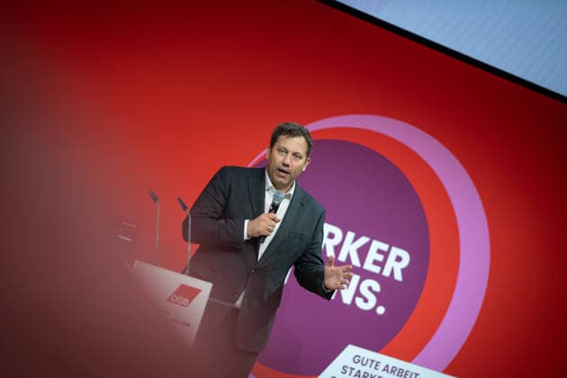 Federal Minister of Finance Lars Klingbeil addresses the Federal Congress DGB Federal Congress 2026 in Berlin German Trade Union Confederation, Berlin Berlin Germany Hotel Estrel