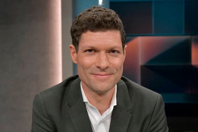 Ronen Steinke on the ARD talk show hart aber fair in Studio Adlershof Berlin, 11 05 2026 Foto:xM.xBehrensx xFuturexImagex hart_fair1105_6527