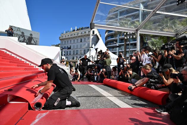 79th Cannes Film Festival: Red carpet installation CANNES, FRANCE - MAY 12: Staff of Palais install red carpet ahead of the opening ceremony of the 79th annual Cannes Film Festival in Cannes, France on May 12, 2026. Mustafa Yalcin Anadolu Cannes France. Editorial use only. Please get in touch for any other usage.  Copyright: x2026xAnadoluxMustafaxYalcinx
