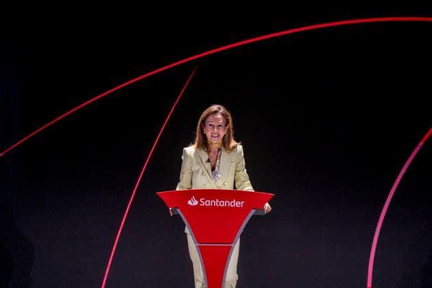 Ana Botín and Rafa Nadal participate in the closing ceremony of the solidarity program Euros from your Paycheck The President of Banco Santander, Ana Botín, during the closing ceremony of its solidarity program Euros from your Paycheck, on May 12, 2026, in Madrid Spain The event is marked by the commemoration of the 20th anniversary of this initiative 12 MAY 2026 A Pé Madrid Madrid Spain  Copyright: xA.xPÃ rezxMecax 7517326
